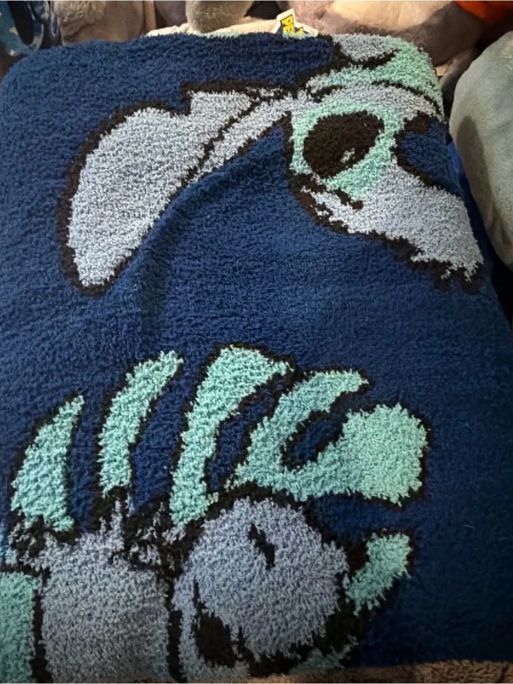NWOT Stitch Throw Blanket